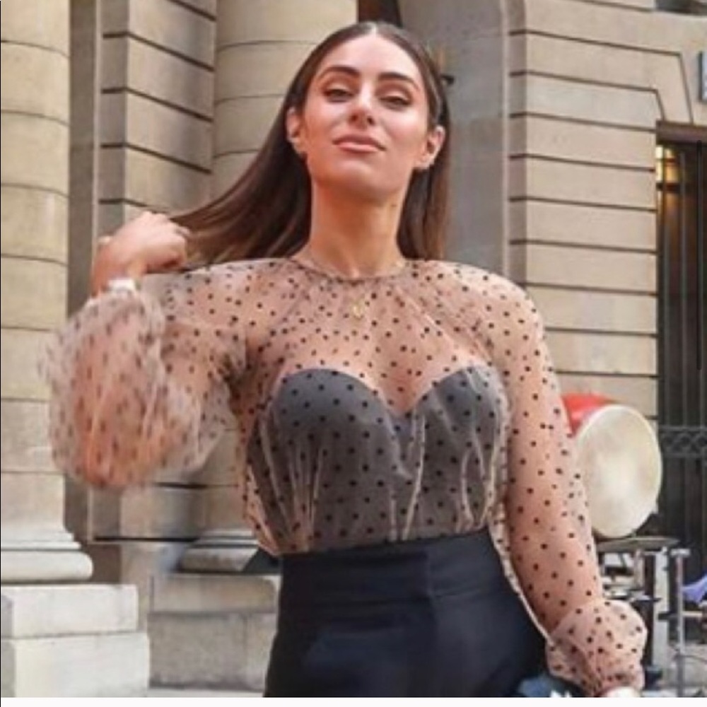 Last One!! NASTYGAL Polka Dot Mesh Balloon Blouse - Picture 2 of 4